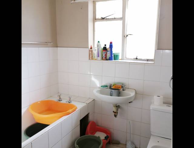 1 BEDROOM APARTMENT FOR SALE IN GQEBERHA CENTRAL